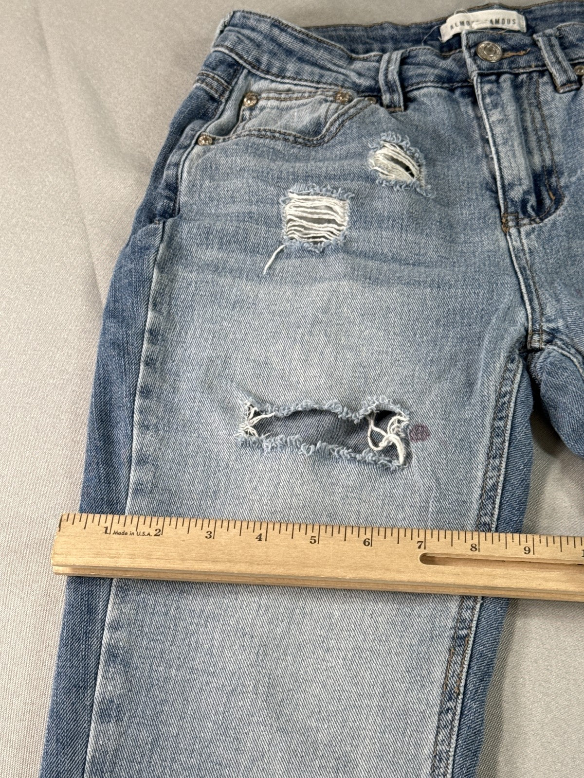 ALMOST FAMOUS Light Distressed Skinny Jeans Womens 1 Blue Stretch Cotton Blend