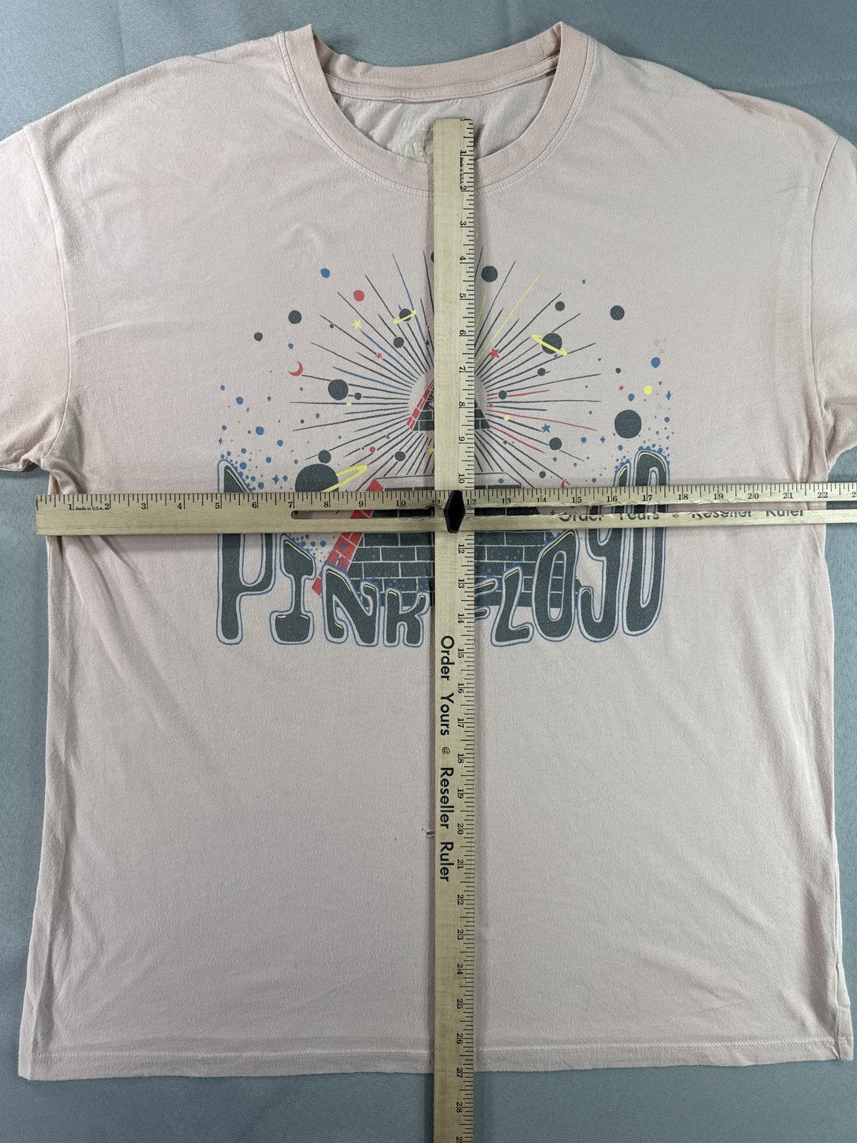 American Eagle Pink Floyd Graphic Tee M Light M/M Short Sleeve Crewneck Music