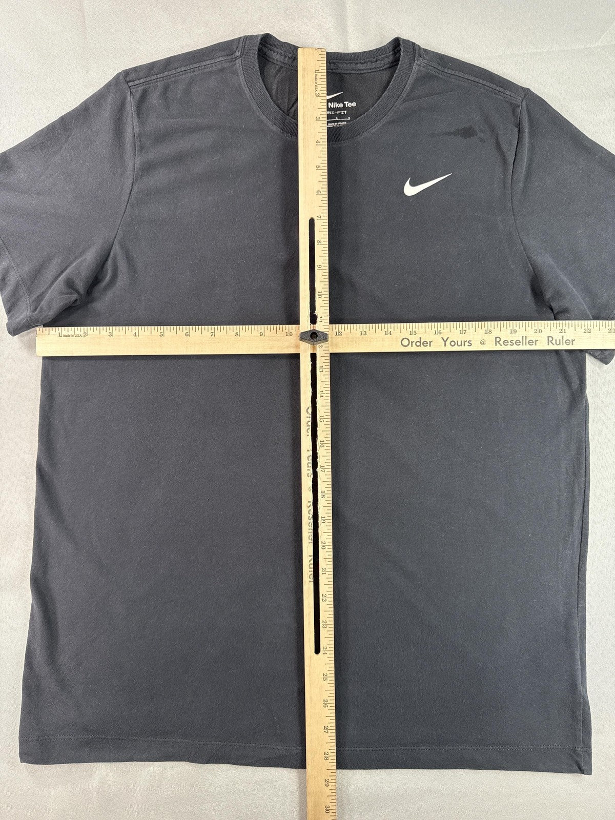 Nike Dri Fit Graphic Tee L Mens Black Crewneck Short Sleeve Cotton Athletic