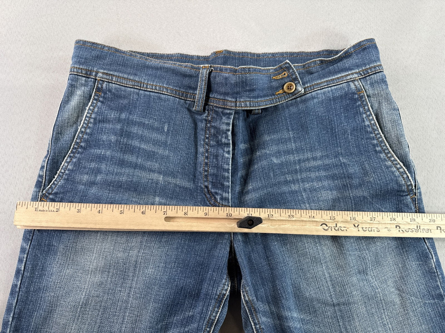 DKNY Straight Fit Jeans Womens 12 Blue Cotton Spandex Regular Mid Rise Denim Leg