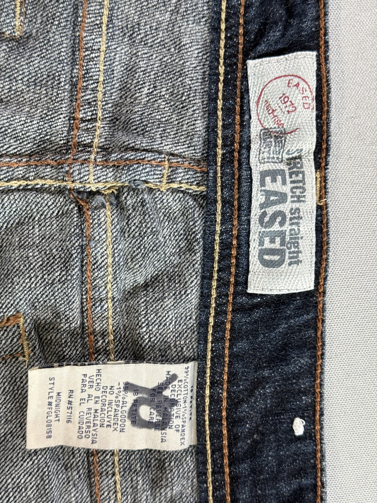 EASED Dark Straight Leg Jeans 26 Blue Cotton Spandex Designer Luxury Mexico