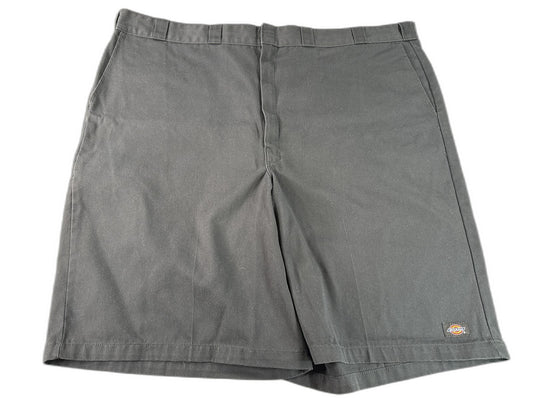 Dickies 42283BK Work Shorts 52 Black Polyester Cotton Regular Fit Loose