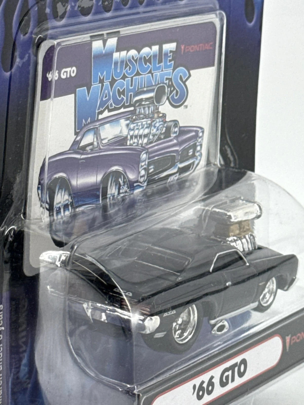 Muscle Machines 1966 Pontiac GTO Black 1:64 Diecast 00-12 Adult Collectible 164