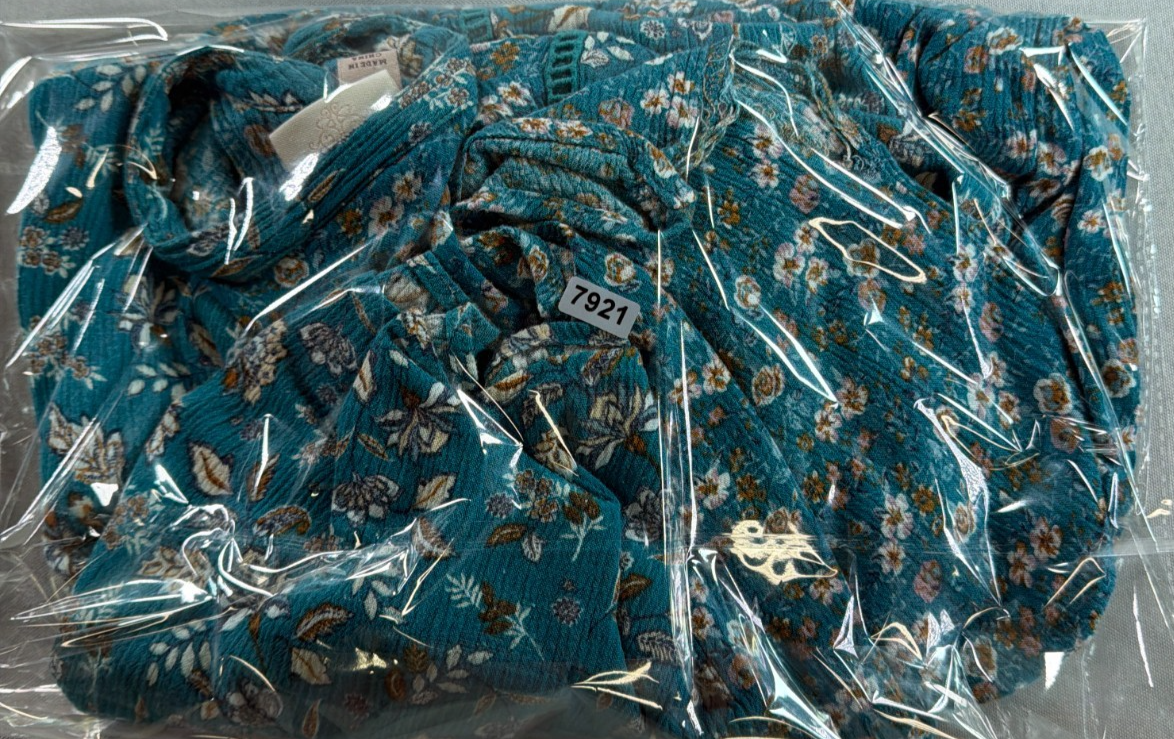 Knox Rose Floral Babydoll Tunic Top Teal Blue Boho V-Neck Cap Sleeve Small NWT