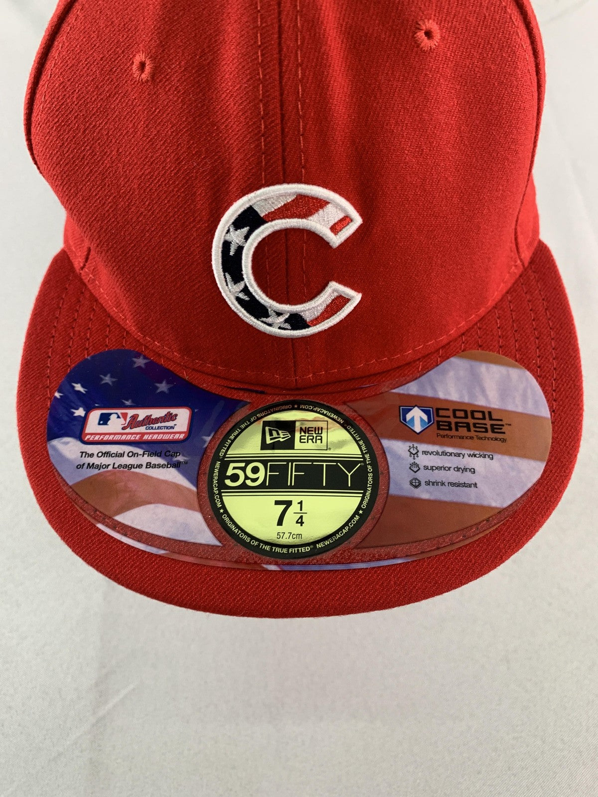 Chicago Cubs Hat Cap Fitted Mens 7 1/4 Red MLB Baseball Stars & Stripes New Era
