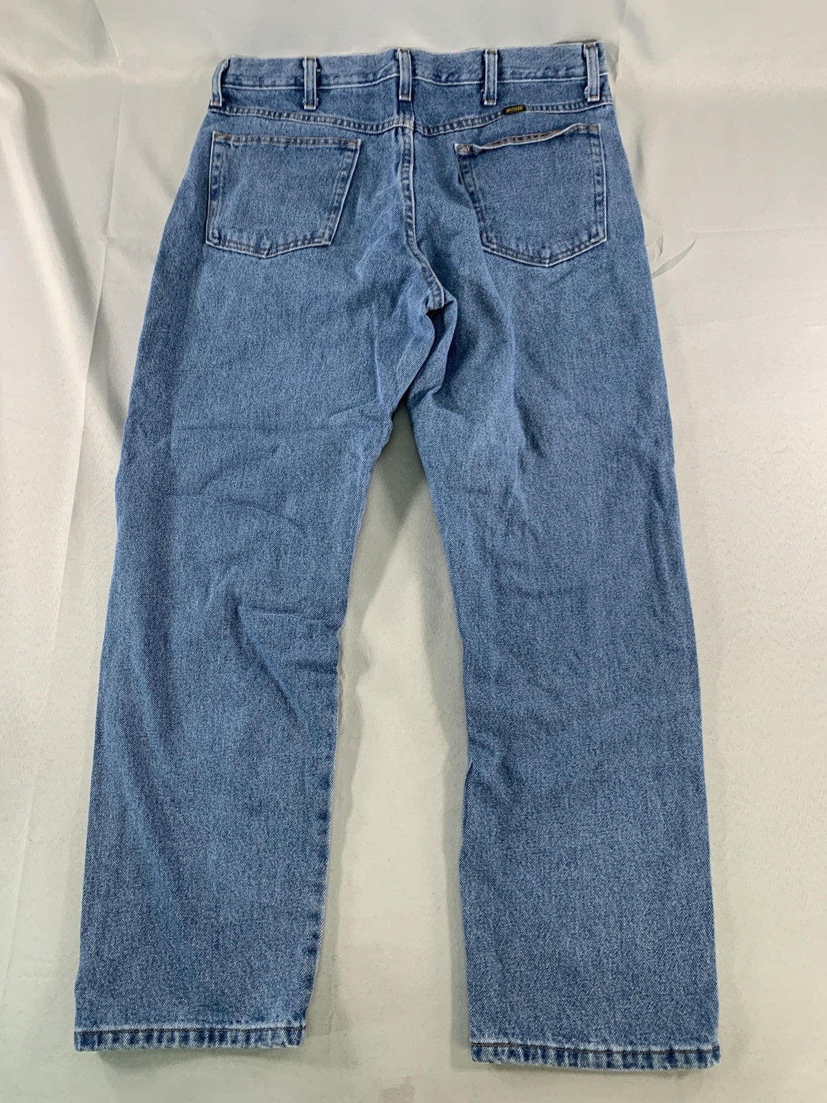 Rustler Jeans Mens 36x30 Blue Denim Straight Leg Five Pocket Zip Fly Medium Wash