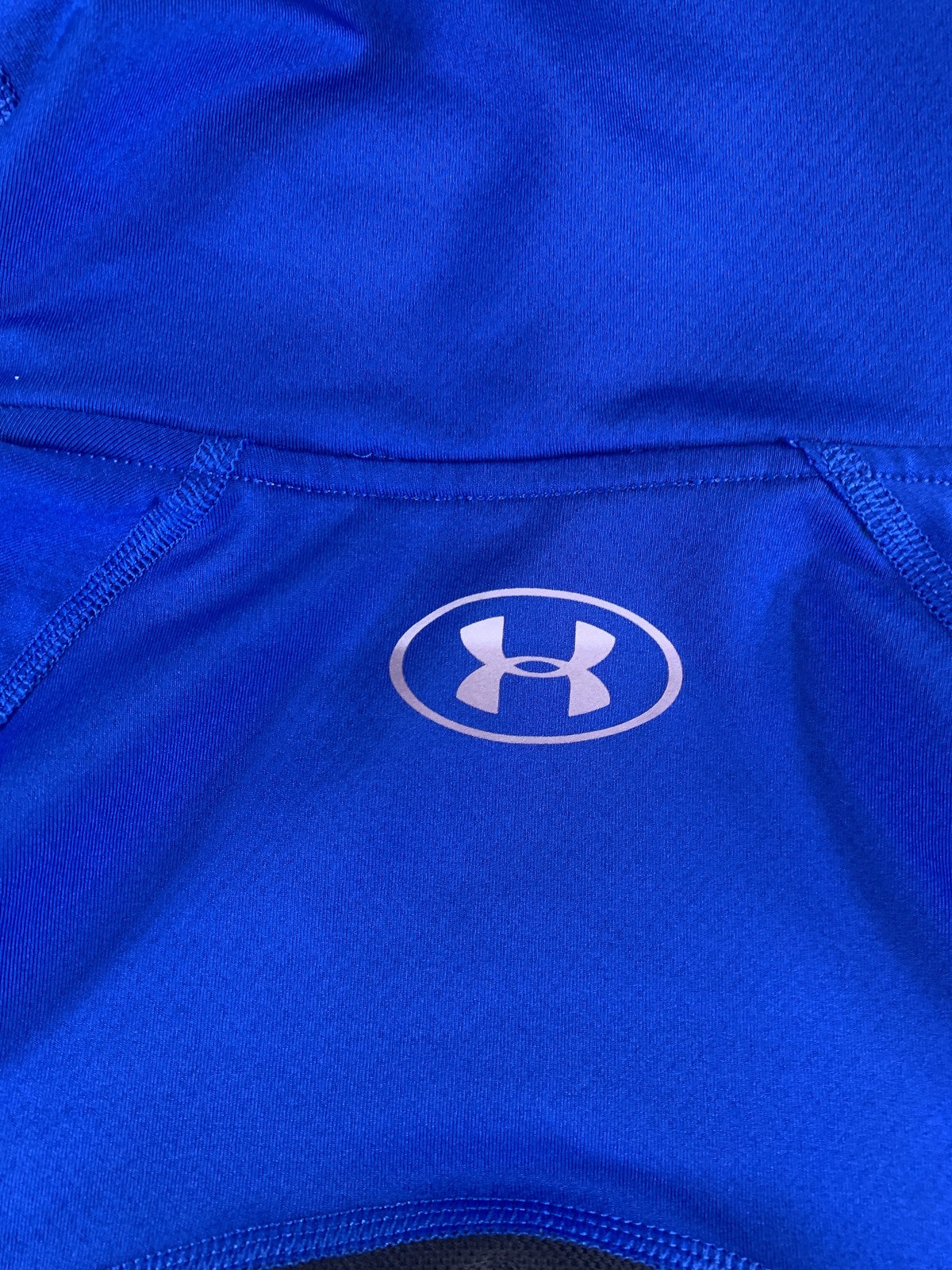 Under Armour Fitted Long Sleeve Shirt Mens Small Performance Thumbholes Athletic