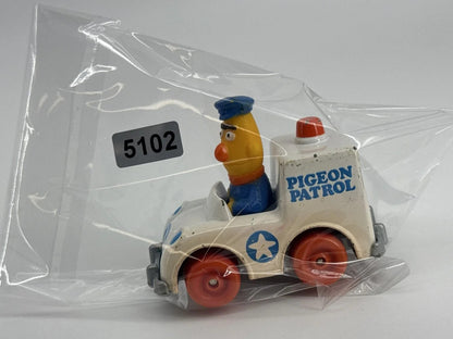 1981 Playskool Sesame Street Bert Pigeon Patrol Diecast Car Vintage Toy Apparel