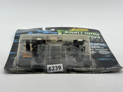 Johnny Lightning Munsters Koach Frightning Lightnings Ep 2 1999 1:64 Diecast