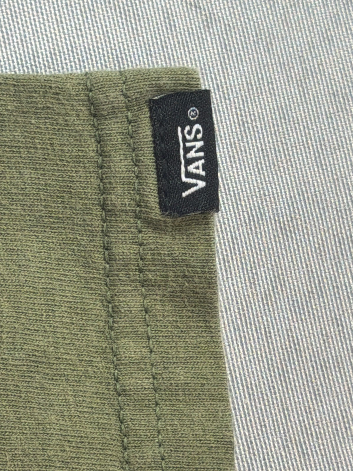 Vans Off The Wall Mens XL Olive Green Club Heartbreak No Players Allowed Tee