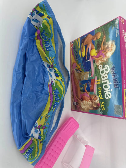 1989 Mattel Barbie Wet 'n Wild Pool Set w Box amp Accessories aposn Apparel