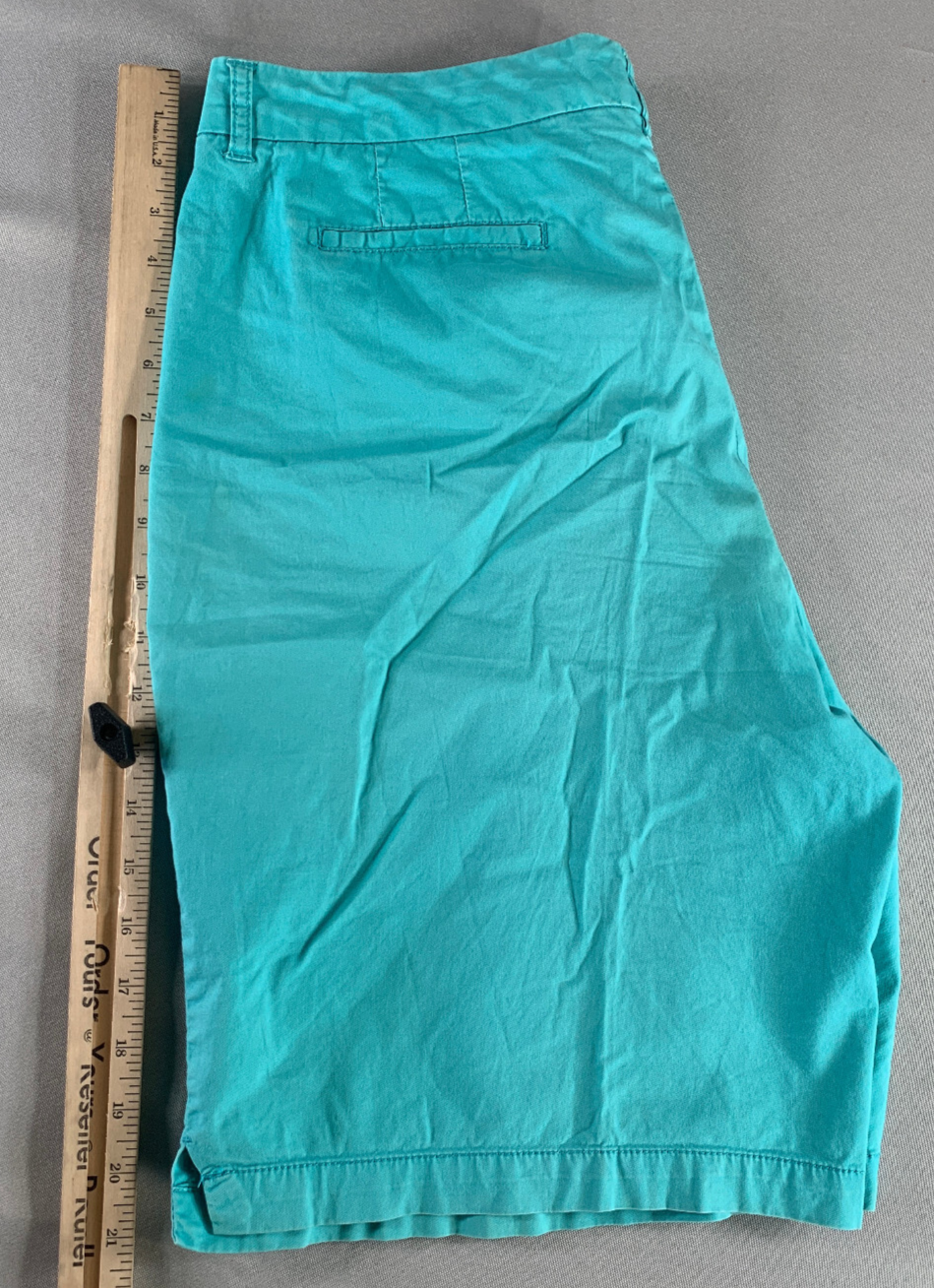 Khakis & Co Womens Chino Shorts Sz 12 Aqua Blue Flat Front Mid Rise 9" Inseam