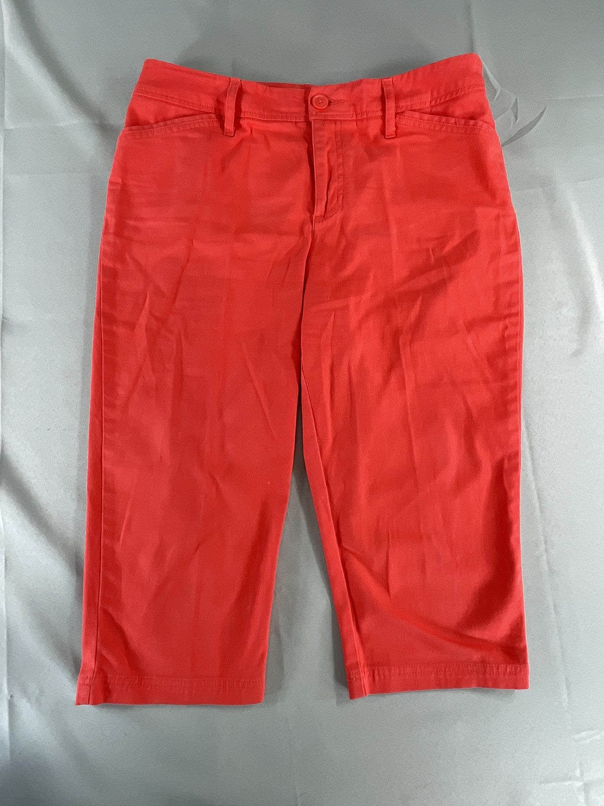 St Johns Bay Pants Womens 10 Red Cropped Capri Flat Front Casual Summer Chinos