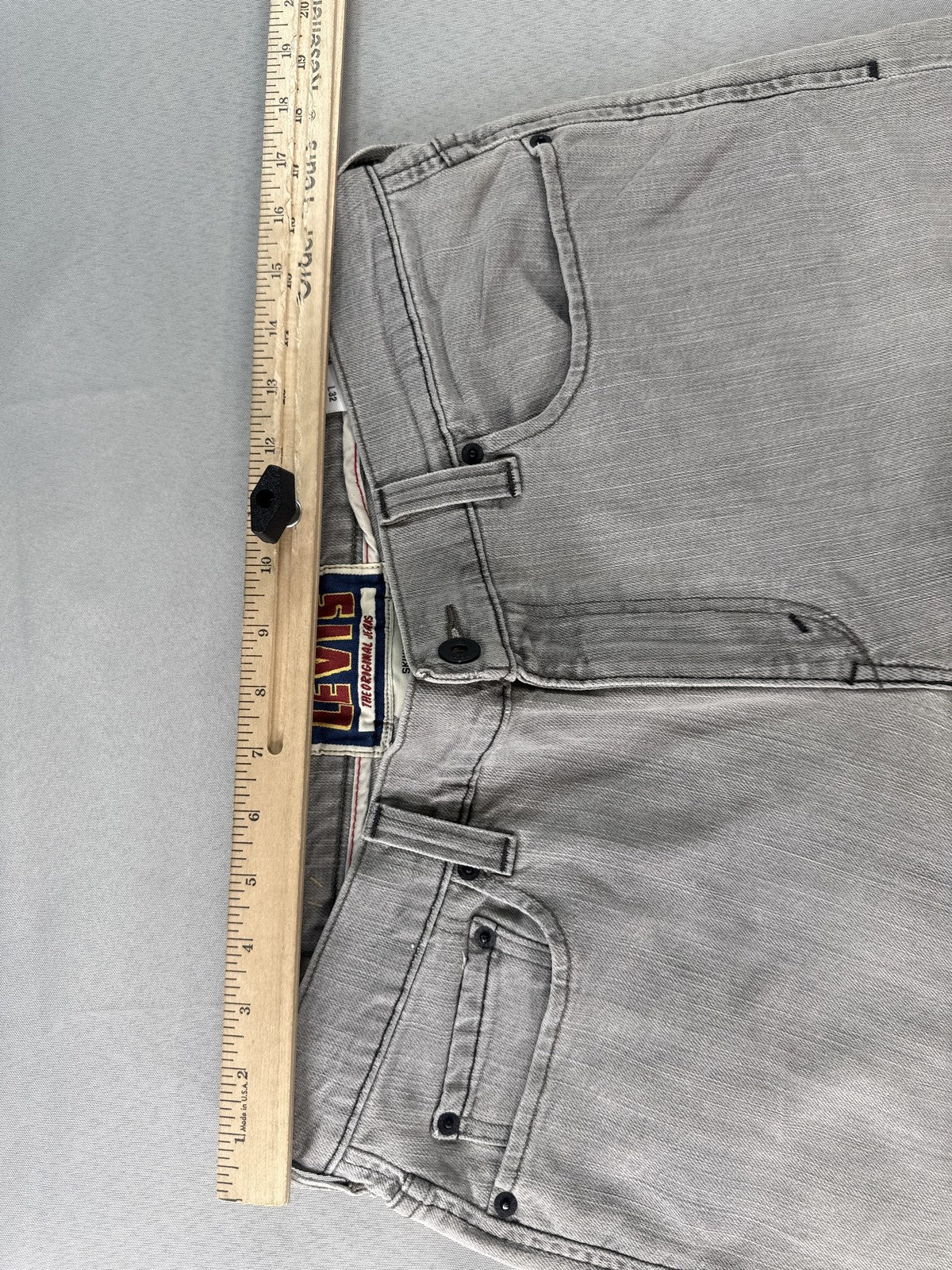 Levi's Straight Leg Jeans W36 L32 Gray Cotton Spandex Classic Fit Pockets