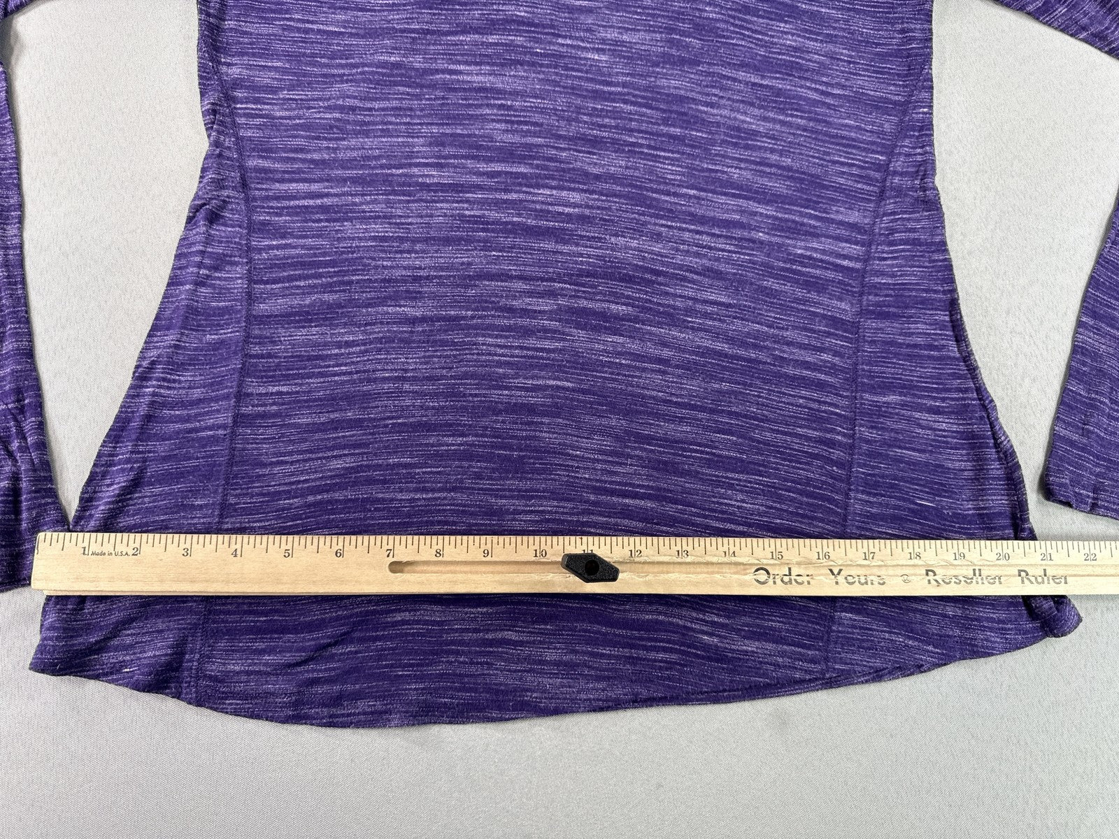 Tek Gear Heathered Long Sleeve Crewneck Top Womens Purple Rayon Polyester M