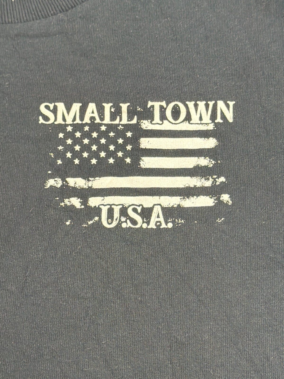 Try That In A Small Town USA Flag Gildan Heavy Cotton Black Graphic Tee Mens M