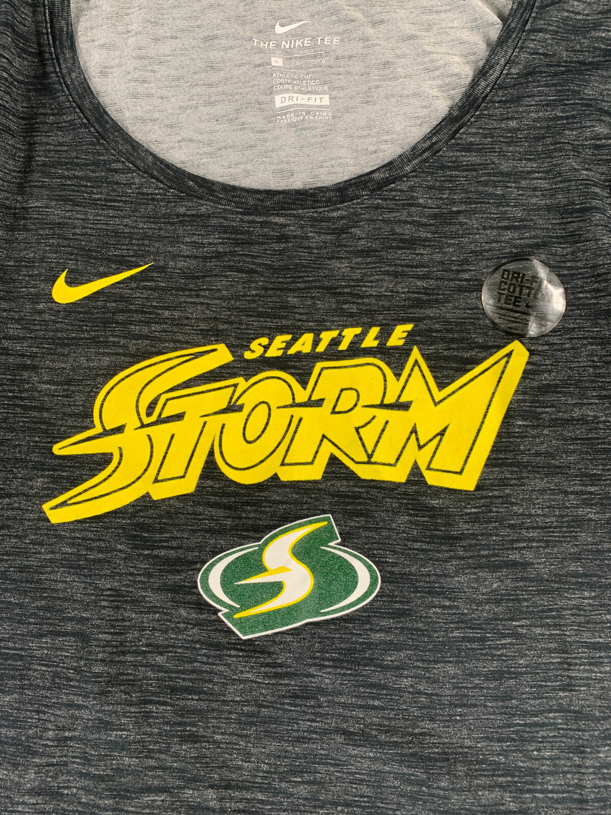 Nike Dri-FIT Seattle Storm Tee Womens L Long Sleeve Black WNBA Logo Shirt NWT