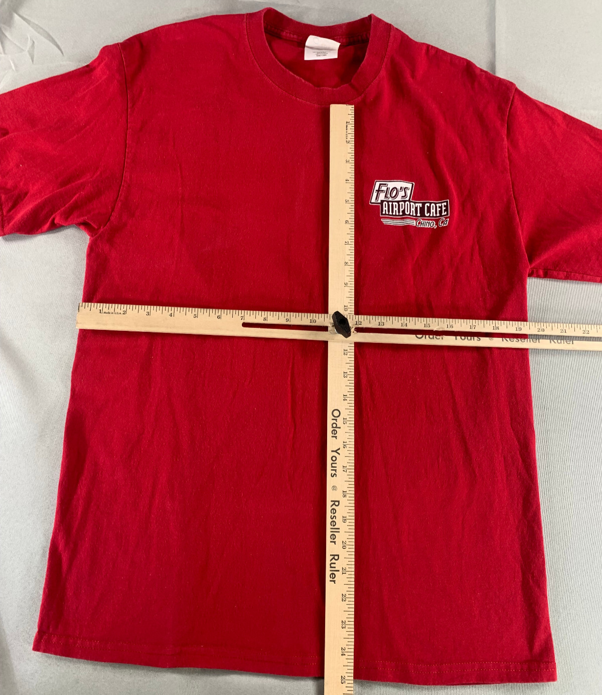 Flo’s Airport Cafe Chino CA T-Shirt Red Port & Co Plane Diner Graphic L Vintage