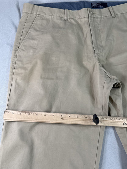 GAP Khaki Chino Pants 38x30 100% Cotton Flat Front Straight Leg Classic Fit