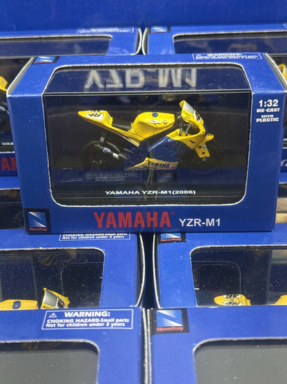 Yamaha YZR M1 1:32 Scale Die Cast Model NewRay Box Set Collectible