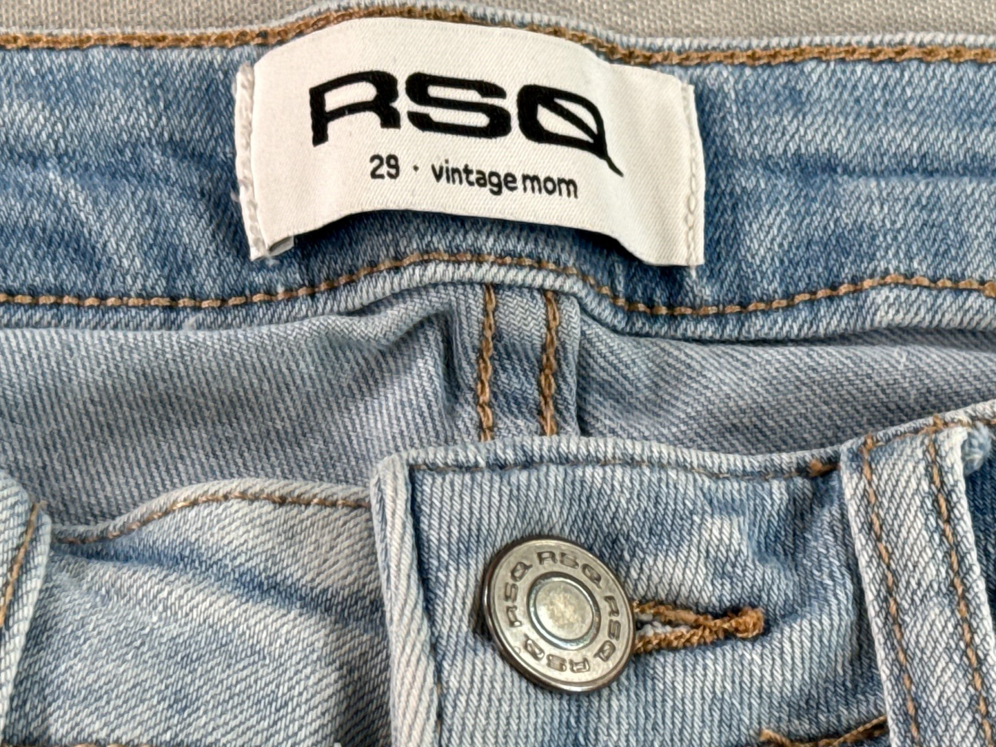 RSQ Vintage Mom Jeans Womens 29 Light Wash Distressed Raw Hem Denim Pants