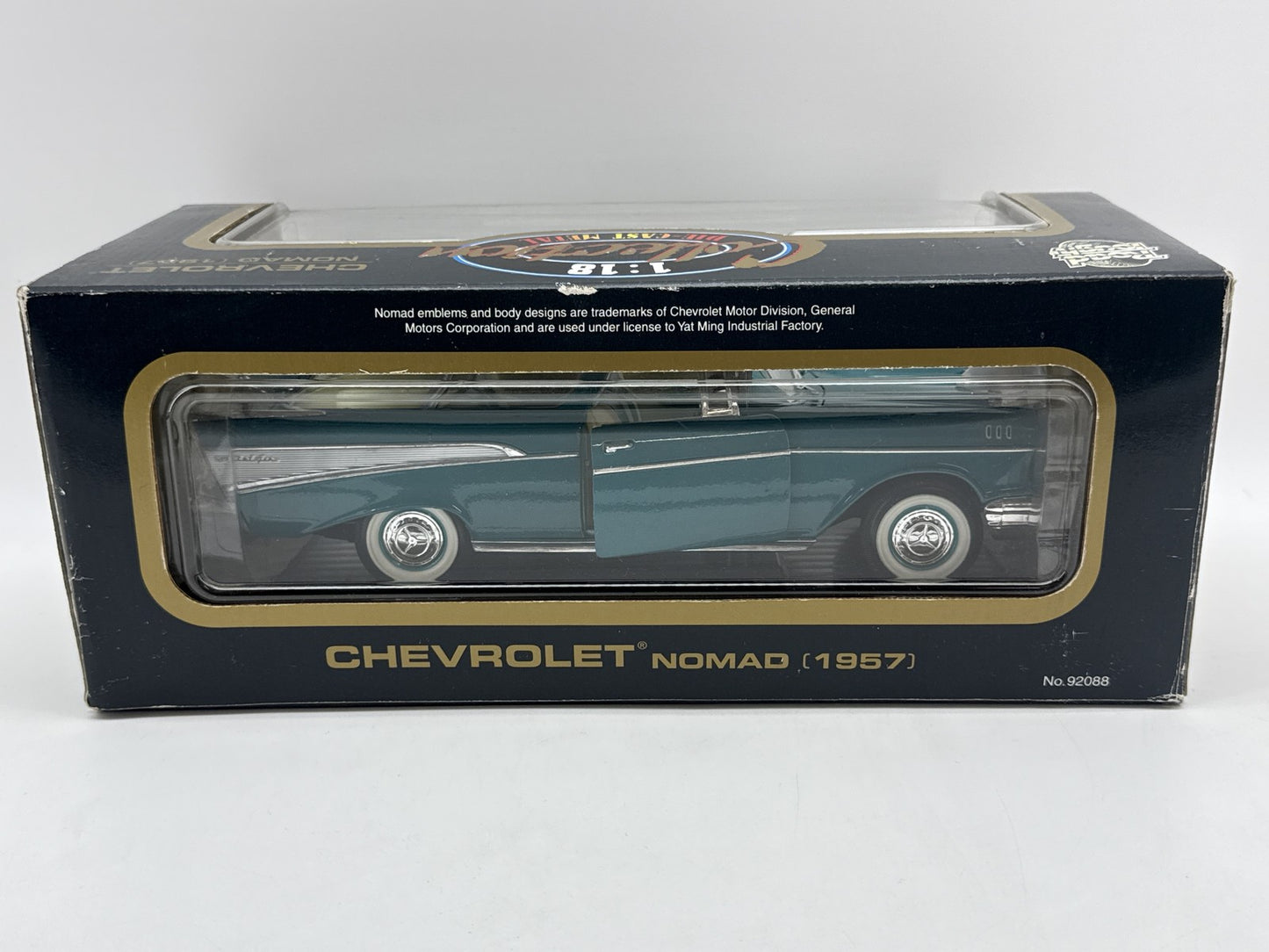 Road Collectible Tough Chevrolet Nomad 1:18 Scale Die Cast Metal Car Model