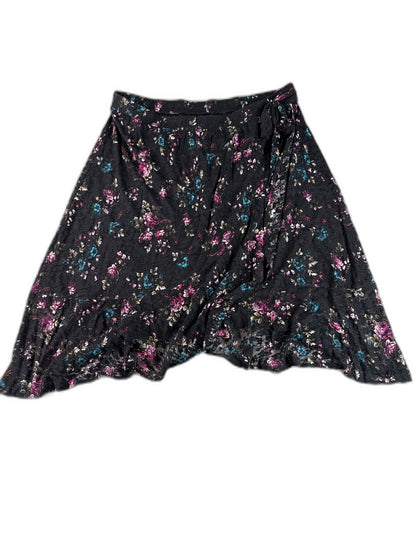 Lane Bryant Line Skirt 22 Plus 22/24 Black Floral Lace Elastic Waistband Nylon