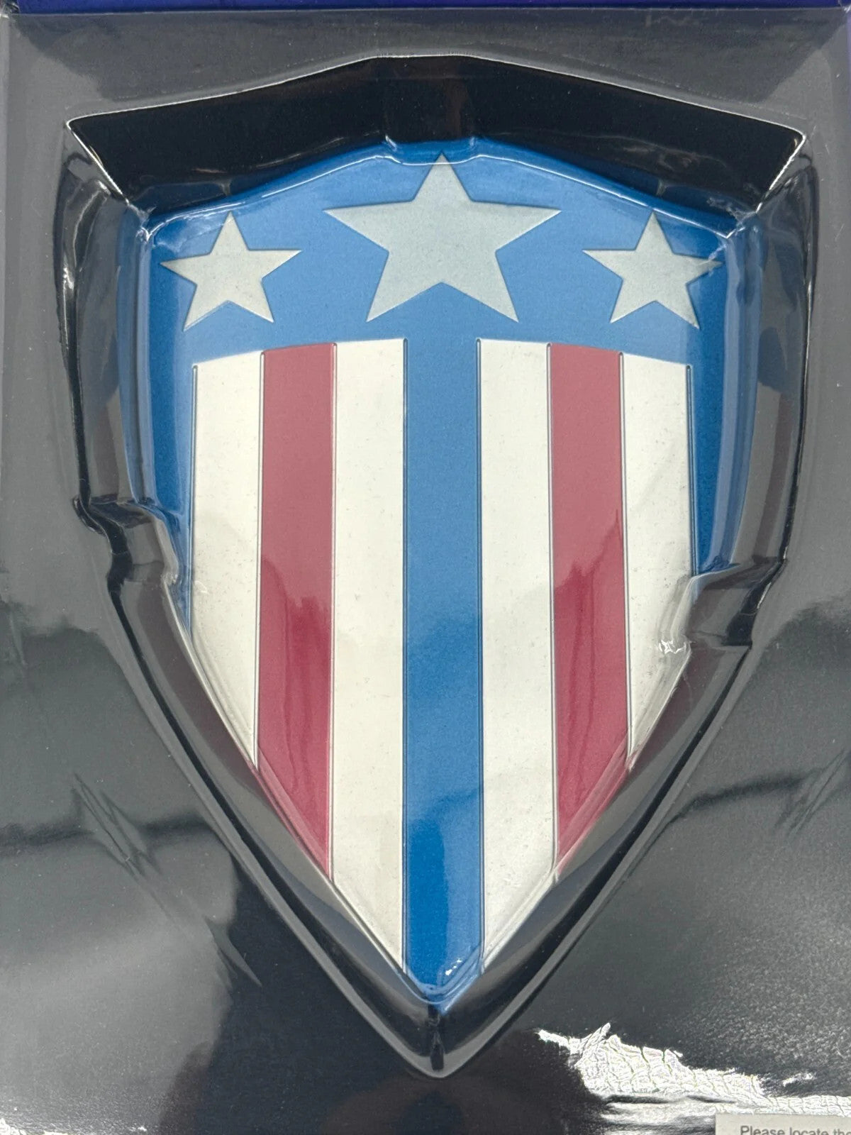 Captain America 1940s Shield Replica 1:6 Die-Cast Marvel Master NIB Display 1818