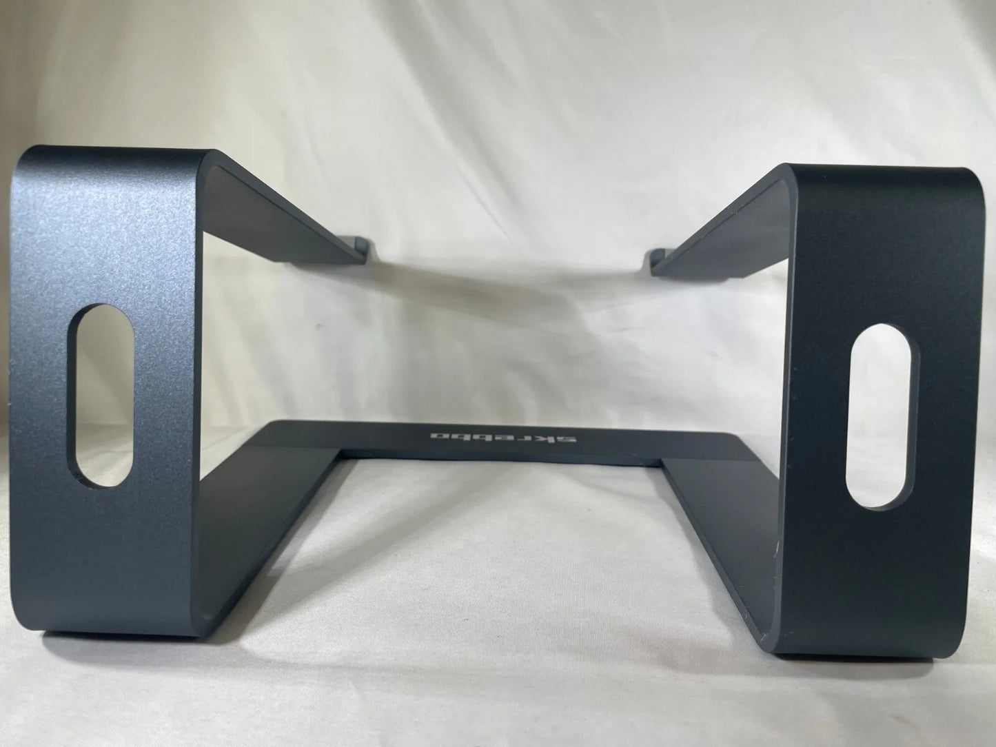 Skrebba Silver Laptop Stand 10-15.6" Ergonomic Riser Ventilated Aluminum Alloy