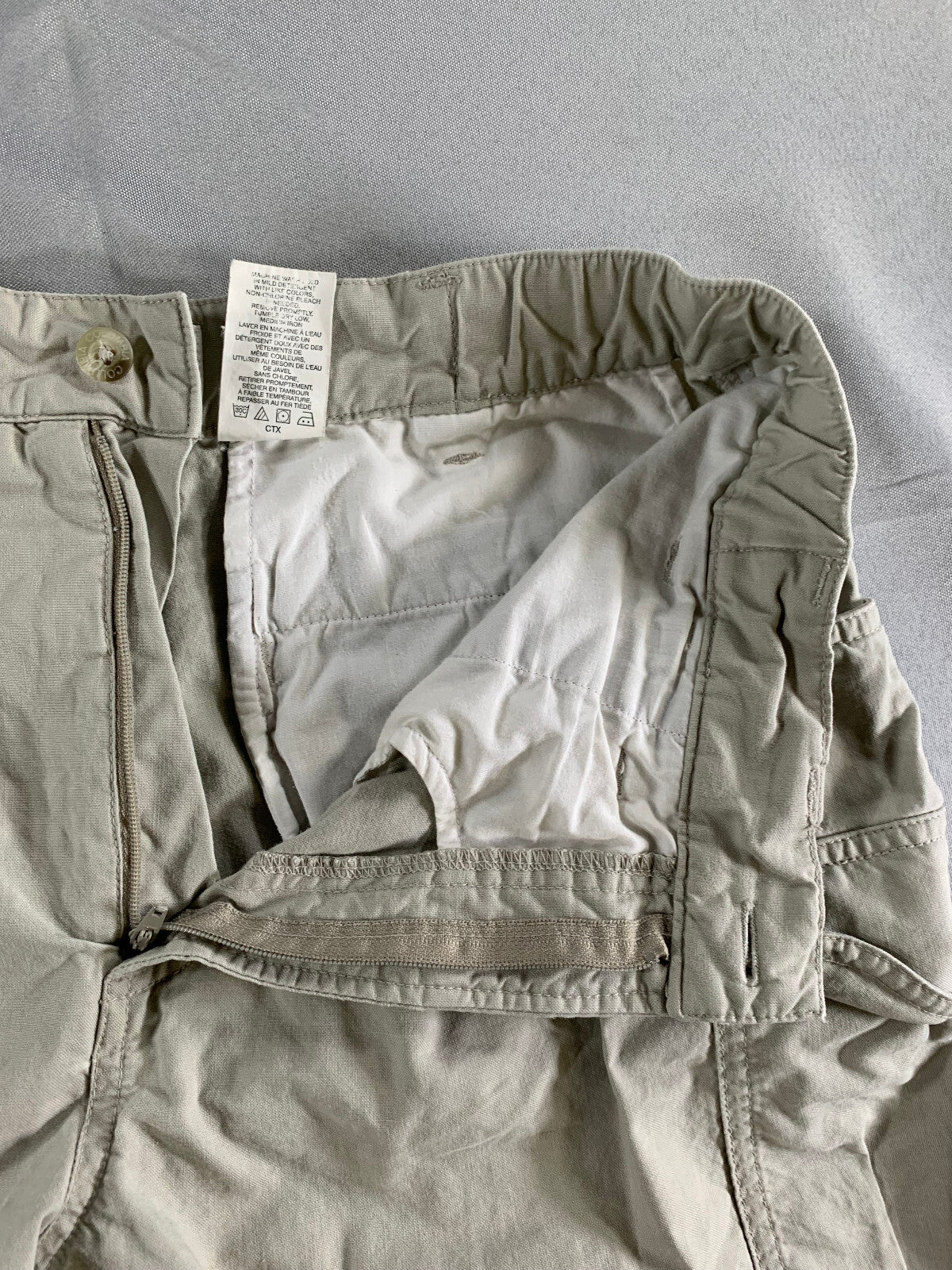 Columbia Mens Cargo Shorts 32 Beige Outdoor Utility Trail Hiking Pockets Elastic