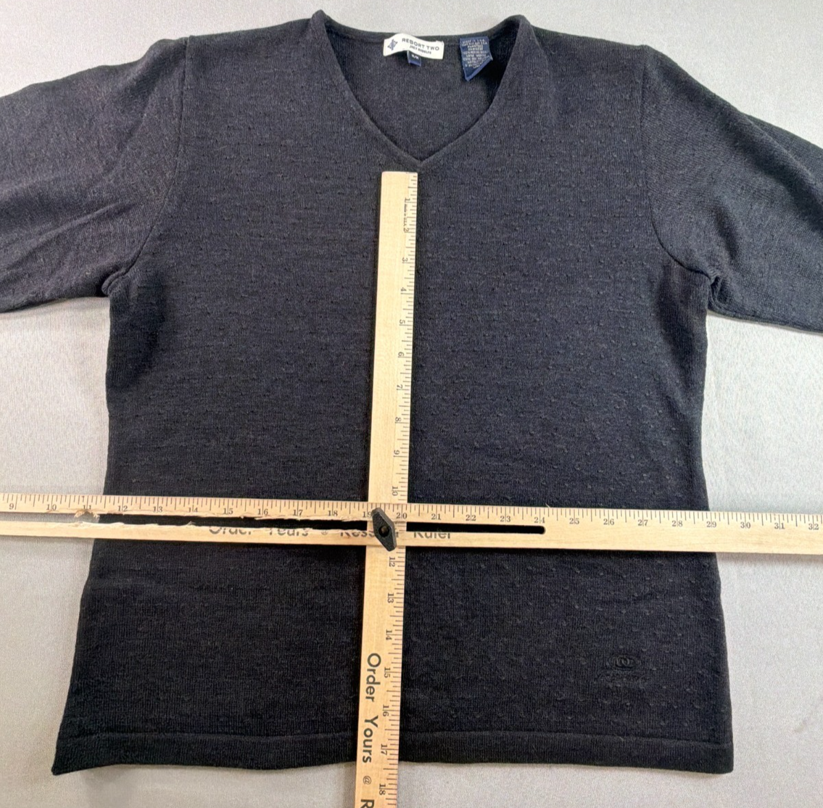 Resort Two Joey Rodolfo Gray Merino Wool V Neck Sweater Mens Medium USA