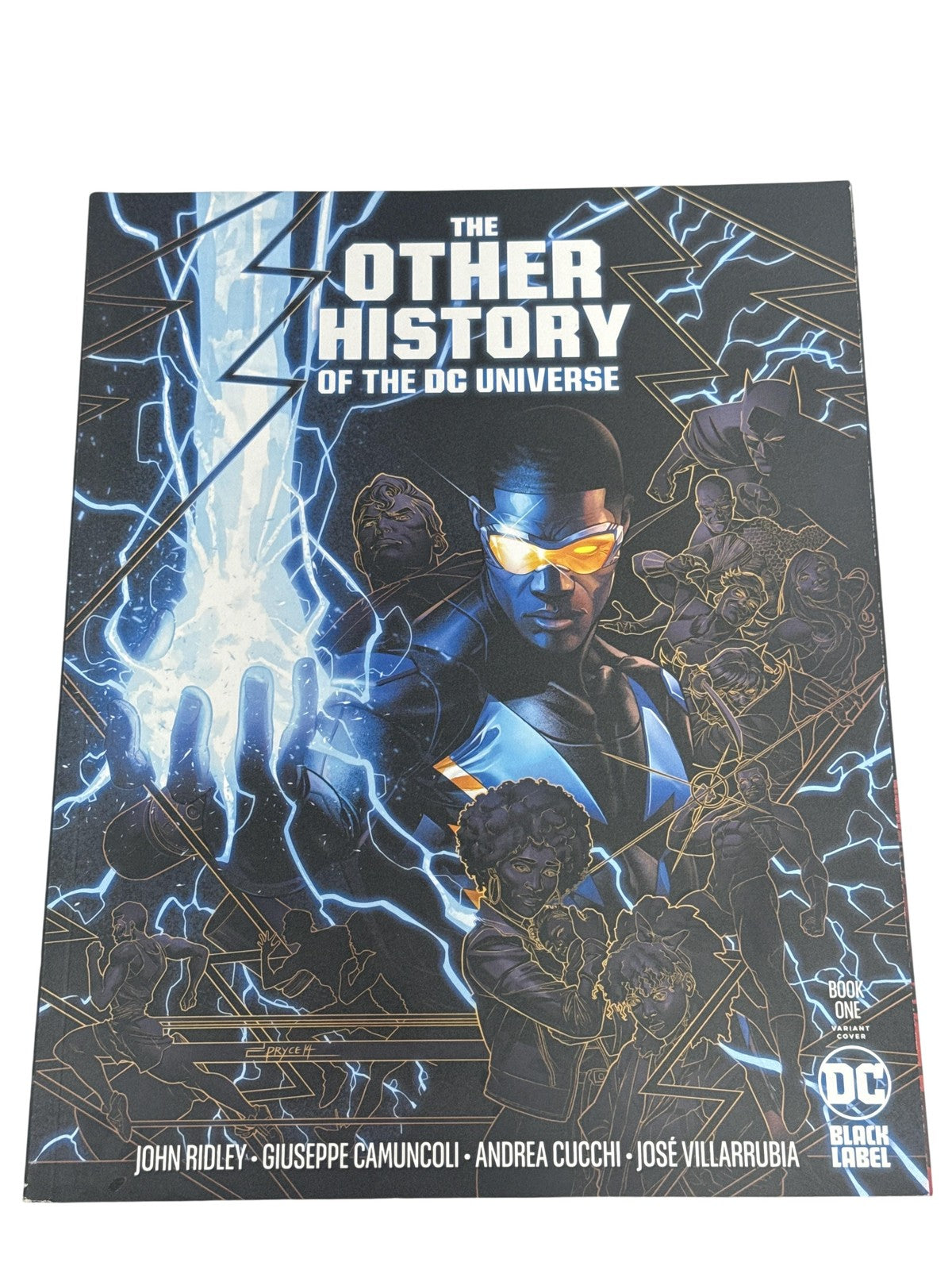 DC Comics Other History DC Universe Book One Black Label Variant Comic Book 6875