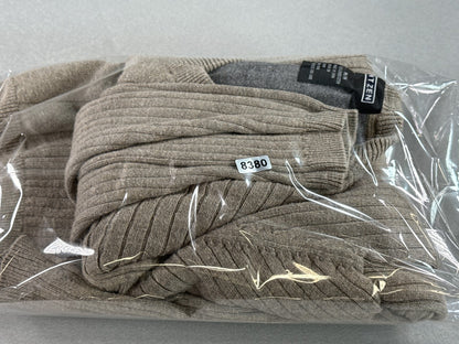 JANTZEN Ribbed V Sweater M M/M Beige 100% COMBED COTTON Regular Fit Long