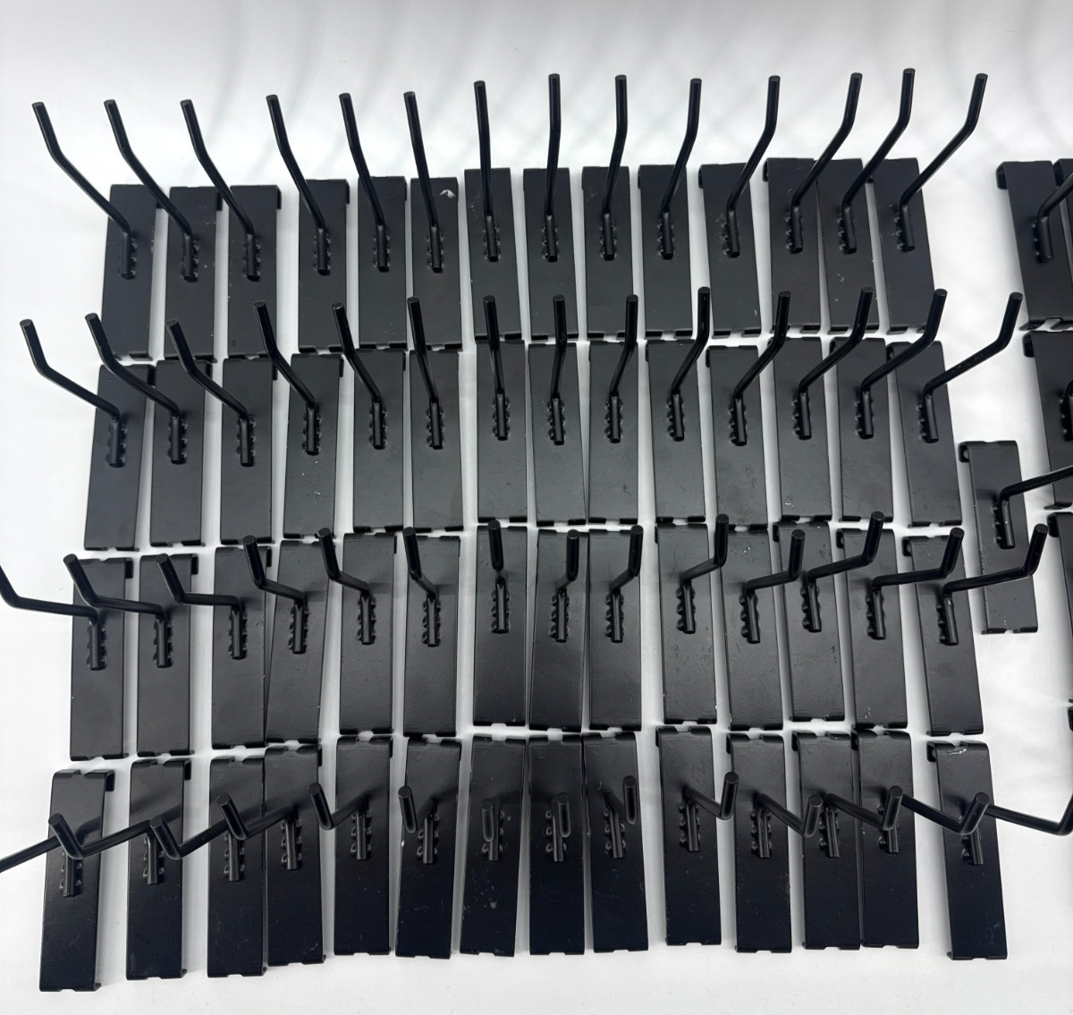 Gridwall Peg Hooks Black Metal Slatwall Grid Wall Display Hanger Attachment Lot