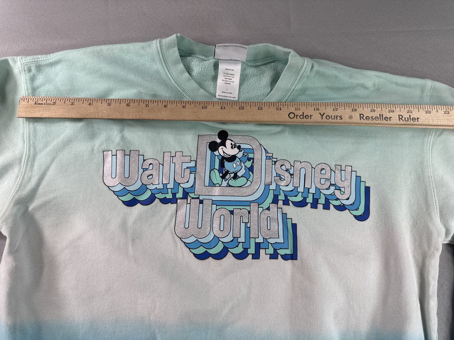 Disney Mickey Mouse World Sweatshirt L Blue 100% Cotton Pullover All Over
