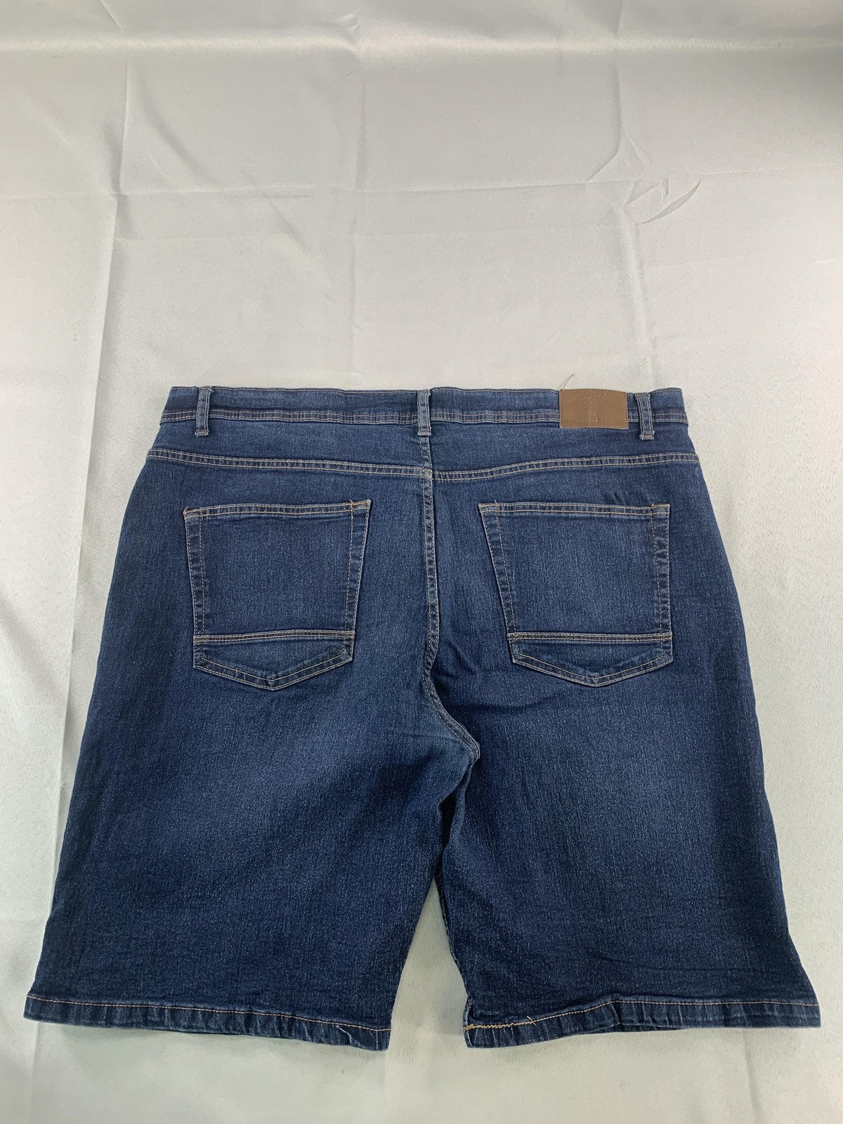 Beverly Hills Polo Club Shorts Mens 42 Blue Denim Relaxed Fit Distressed Casual