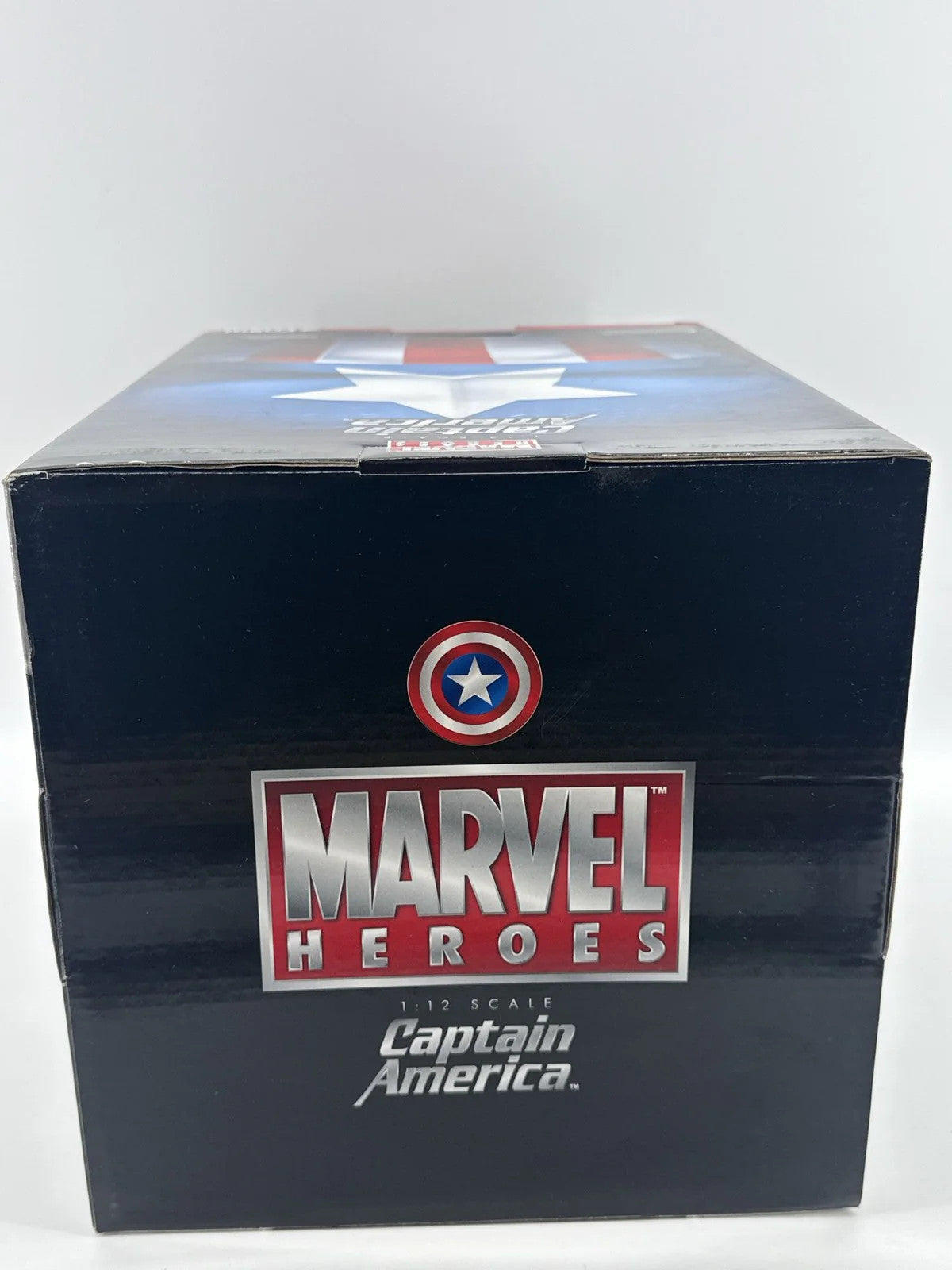 Corgi Marvel Heroes Captain America 1:12 Scale Hand Painted Metal Statue 112 NWT
