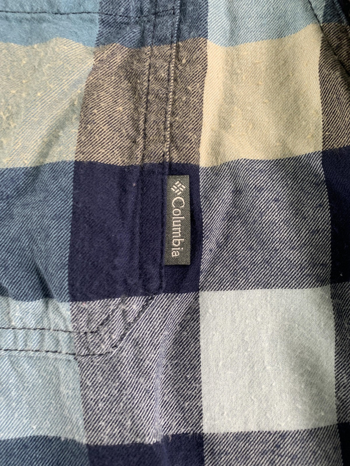 Columbia Shirt Mens Large Plaid Button Down Long Sleeve Outdoor Casual Top NWT