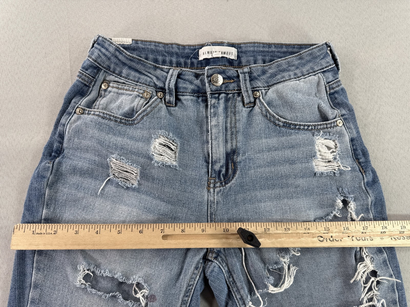 ALMOST FAMOUS Light Distressed Skinny Jeans Womens 1 Blue Stretch Cotton Blend