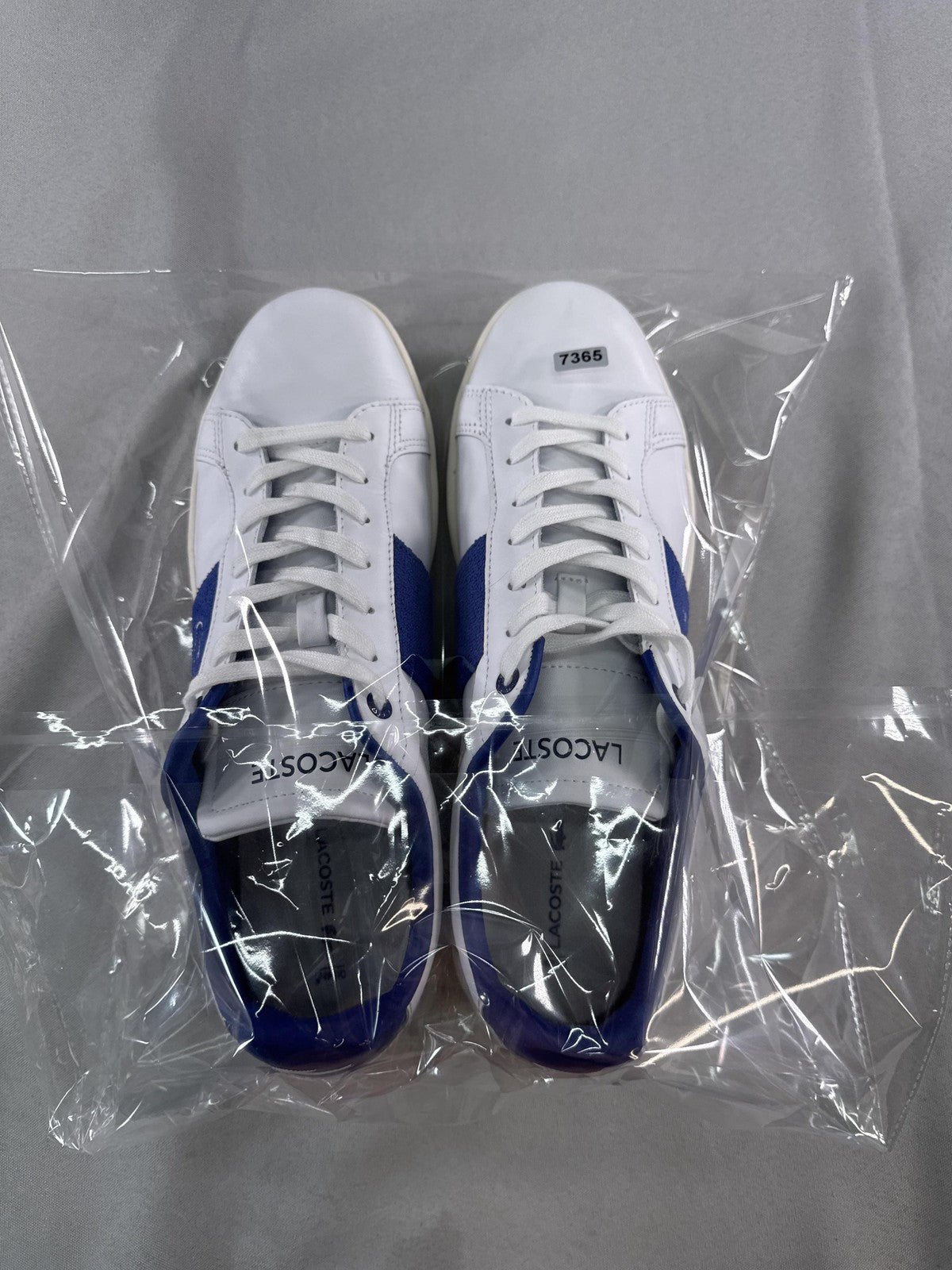 Lacoste Carnaby Pro Shoes Mens Size 10.5 White Blue Ortholite 747SMA0048080