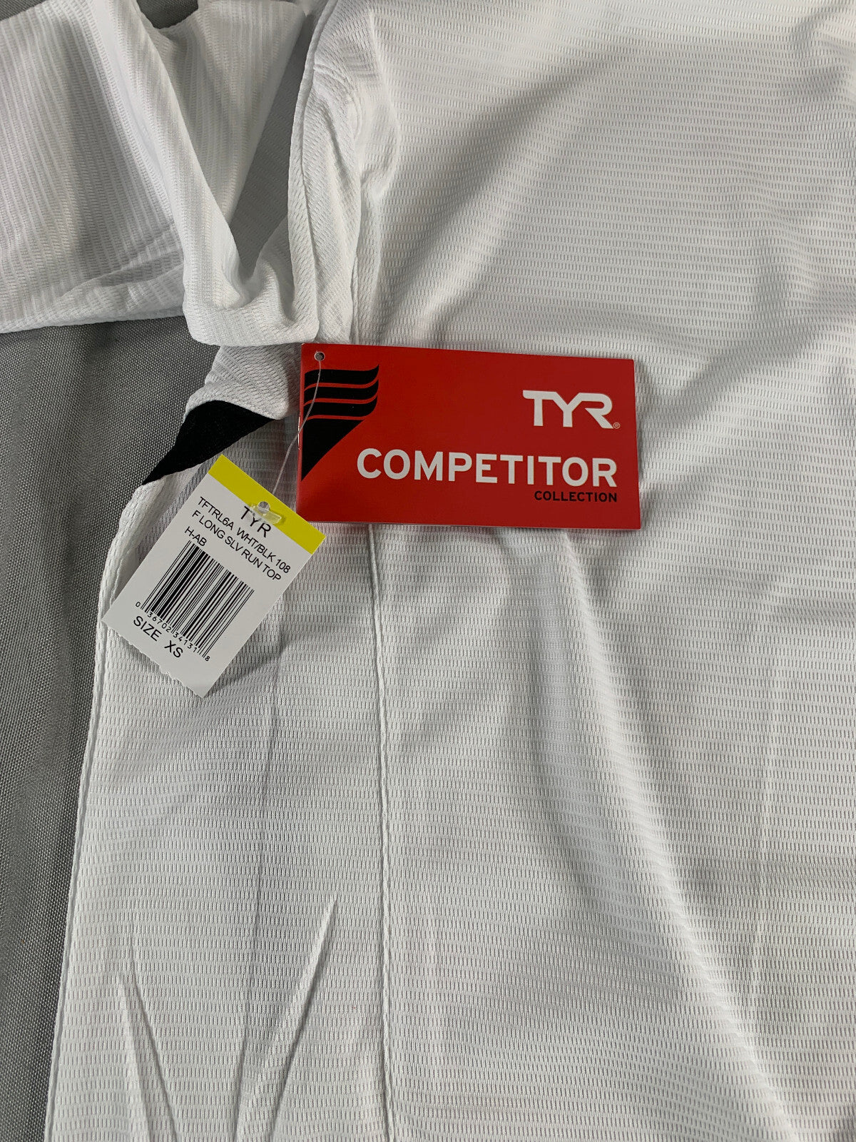 TYR Competitor Long Sleeve Top White XS Womens Compression Swim Tri Shirt Pullov