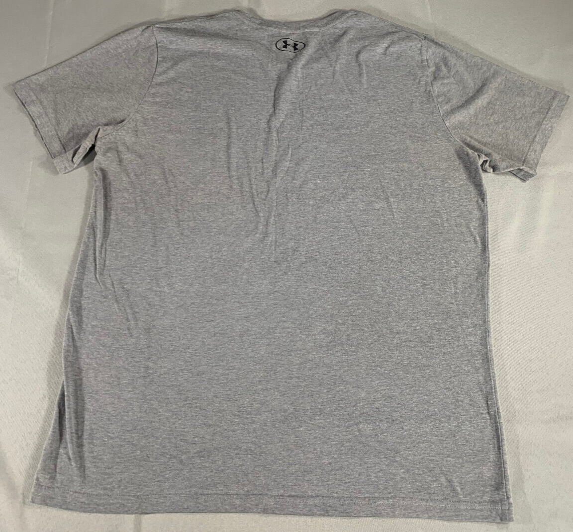 Under Armour HeatGear T-Shirt Mens L Gray Black Logo Loose Fit Short Sleeve Gym