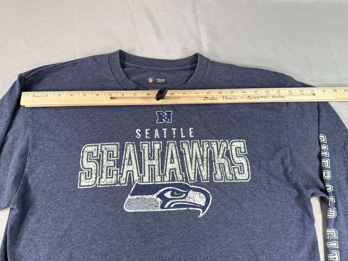 NFL Team Apparel Seattle Seahawks Long Sleeve Tee XL Blue Cotton Polyester