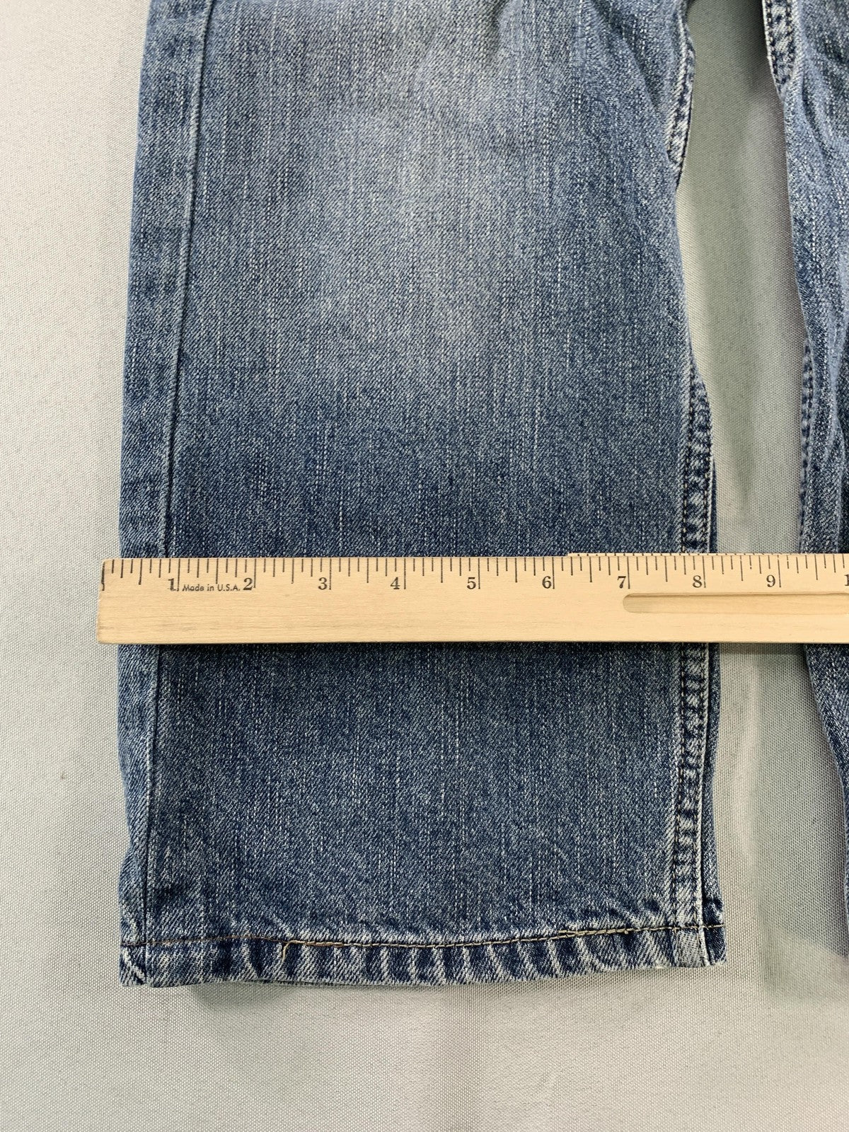 Levi's 550 Jeans Boys 28x23 Medium Wash Relaxed Fit Husky Denim Tapered Leg