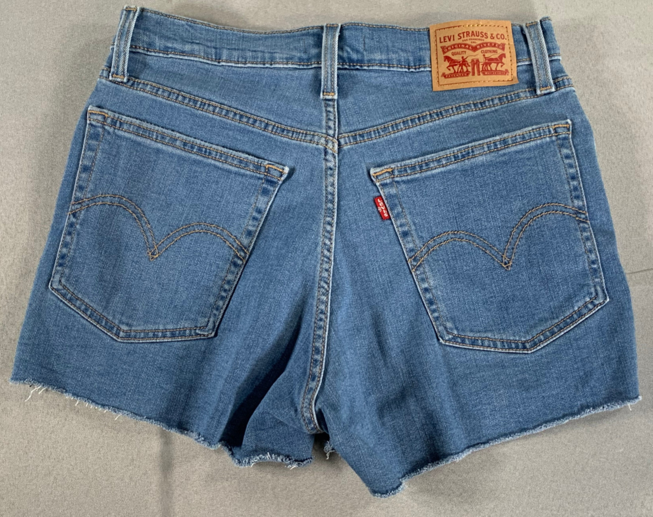 Levi’s 514 High Rise Distressed Jean Shorts W29 Raw Hem Button Fly Cutoff Blue