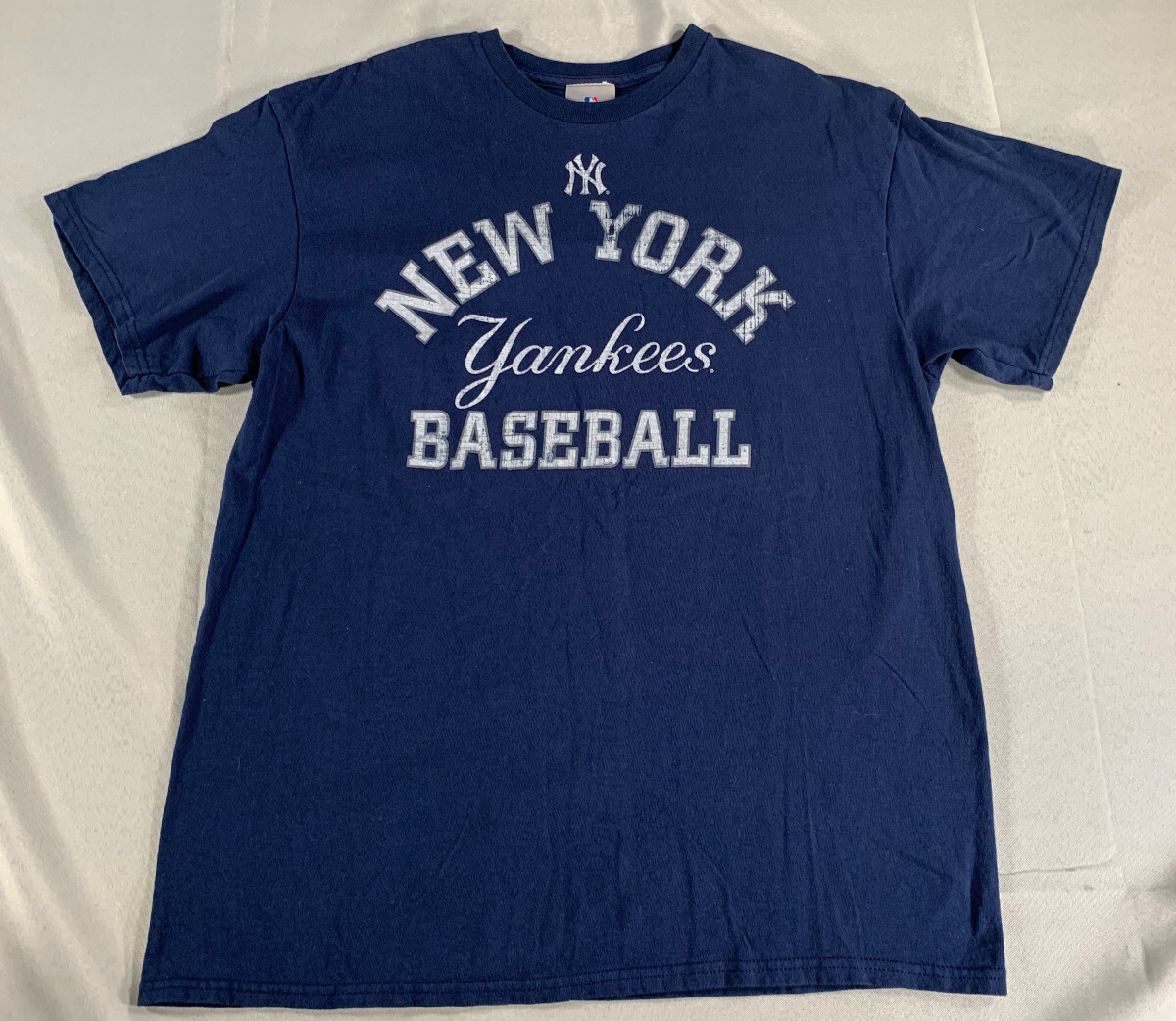 MLB NY Yankees Gary Sanchez #24 T-Shirt Men’s Navy Blue Distressed Logo Tee