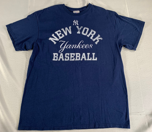 MLB NY Yankees Gary Sanchez #24 T-Shirt Men’s Navy Blue Distressed Logo Tee
