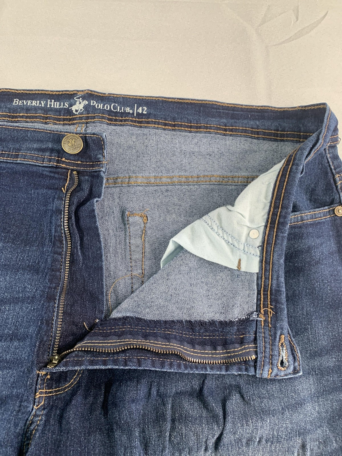 Beverly Hills Polo Club Shorts Mens 42 Blue Denim Relaxed Fit Distressed Casual