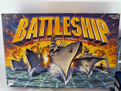 Battleship Classic Naval Combat Game 1998 Milton Bradley Complete MB USA Vintage
