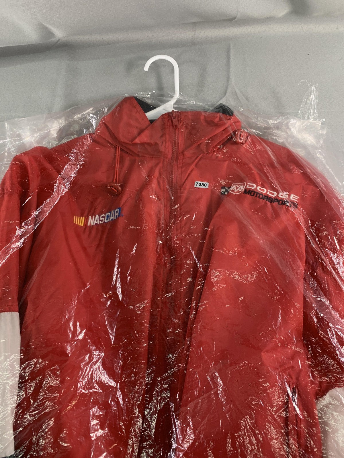 Dodge Motorsports Jacket Mens Large Red Black NASCAR Racing Embroidered Nylon